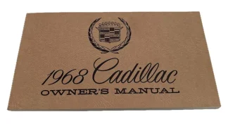 Cadillac Ägarhandbok. Prisklass 2.
