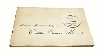 Cadillac Ägarhandbok. Prisklass 2.