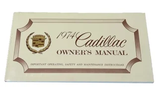 Cadillac Ägarhandbok. Prisklass 5.